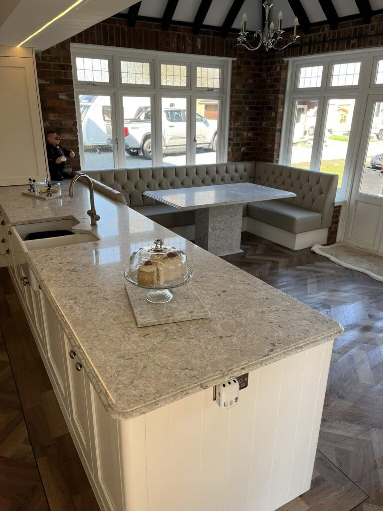 shaped edges on a worktop